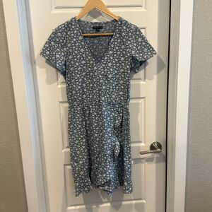 Women’s J Crew Mercantile Chambray Faux Ruffle Wrap Floral Dress